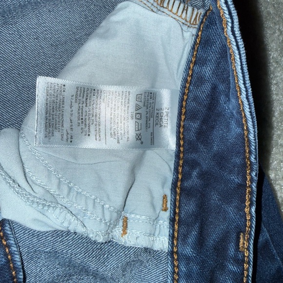 Old Navy mid-rise kicker bootcut jeans - bundle of 2 - Picture 5 of 12